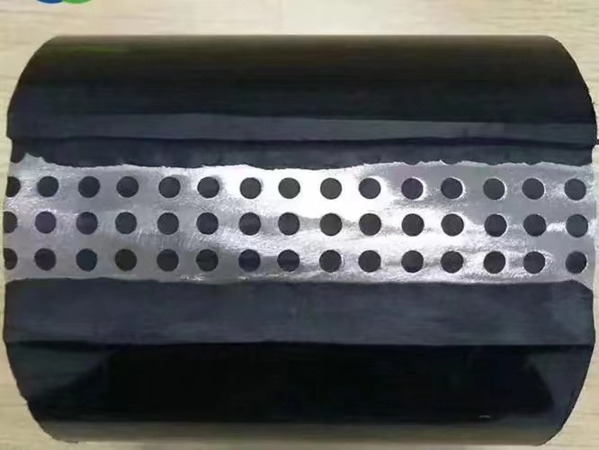 孔网钢带聚乙烯波纹管